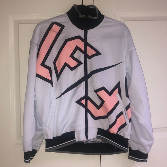 LF Jacket - Picture 2 of 4